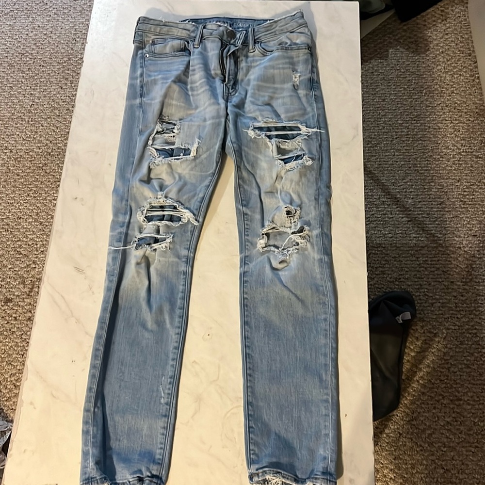 American Eagle Ripped/distressed Jeans